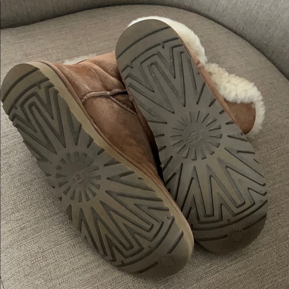 Bailey Button Ugg boots - Picture 5 of 7
